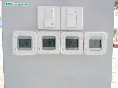 SHOWROOM OTO VINFAST